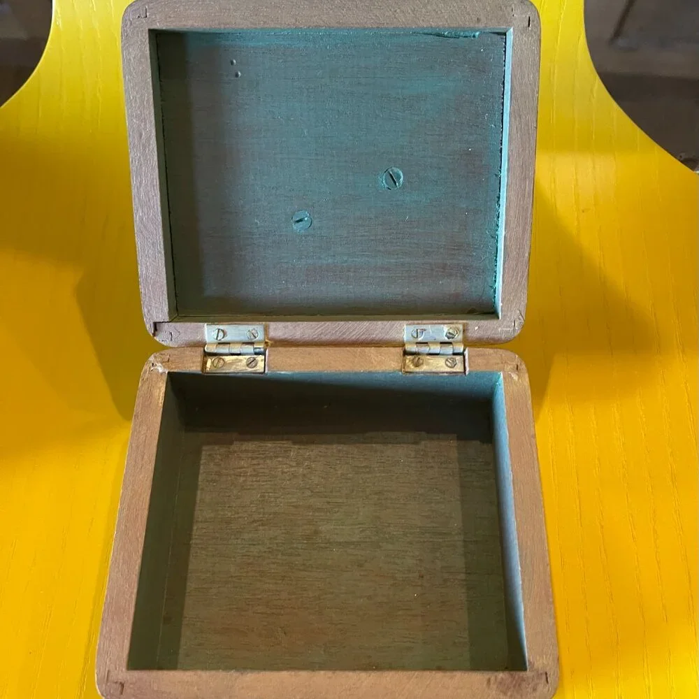Vintage Art Deco Folk Art Wood Paint Jewelry Box